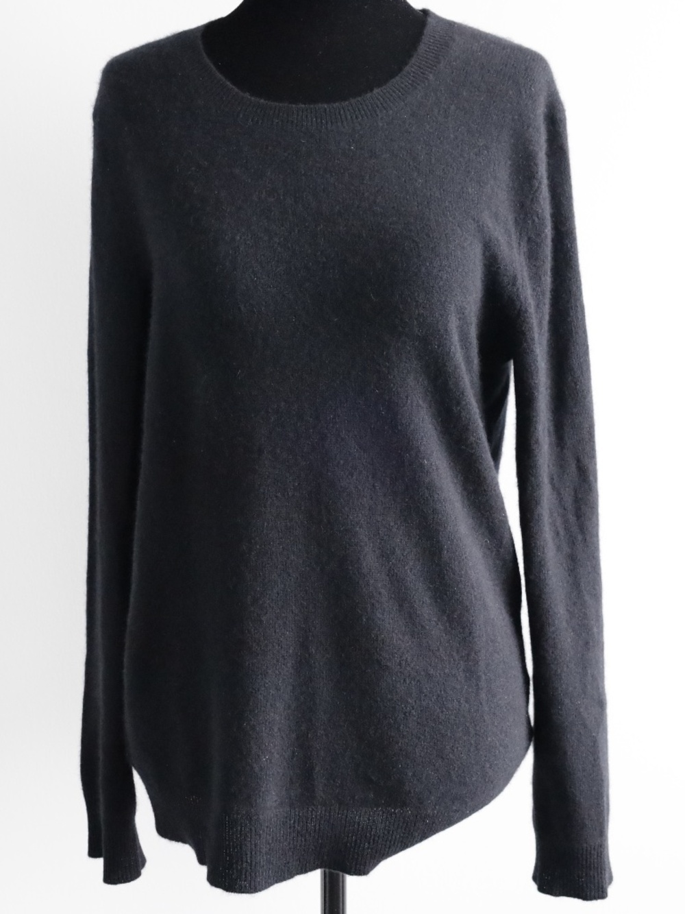 Lord & Taylor Black Cashmere Crewneck Sweater